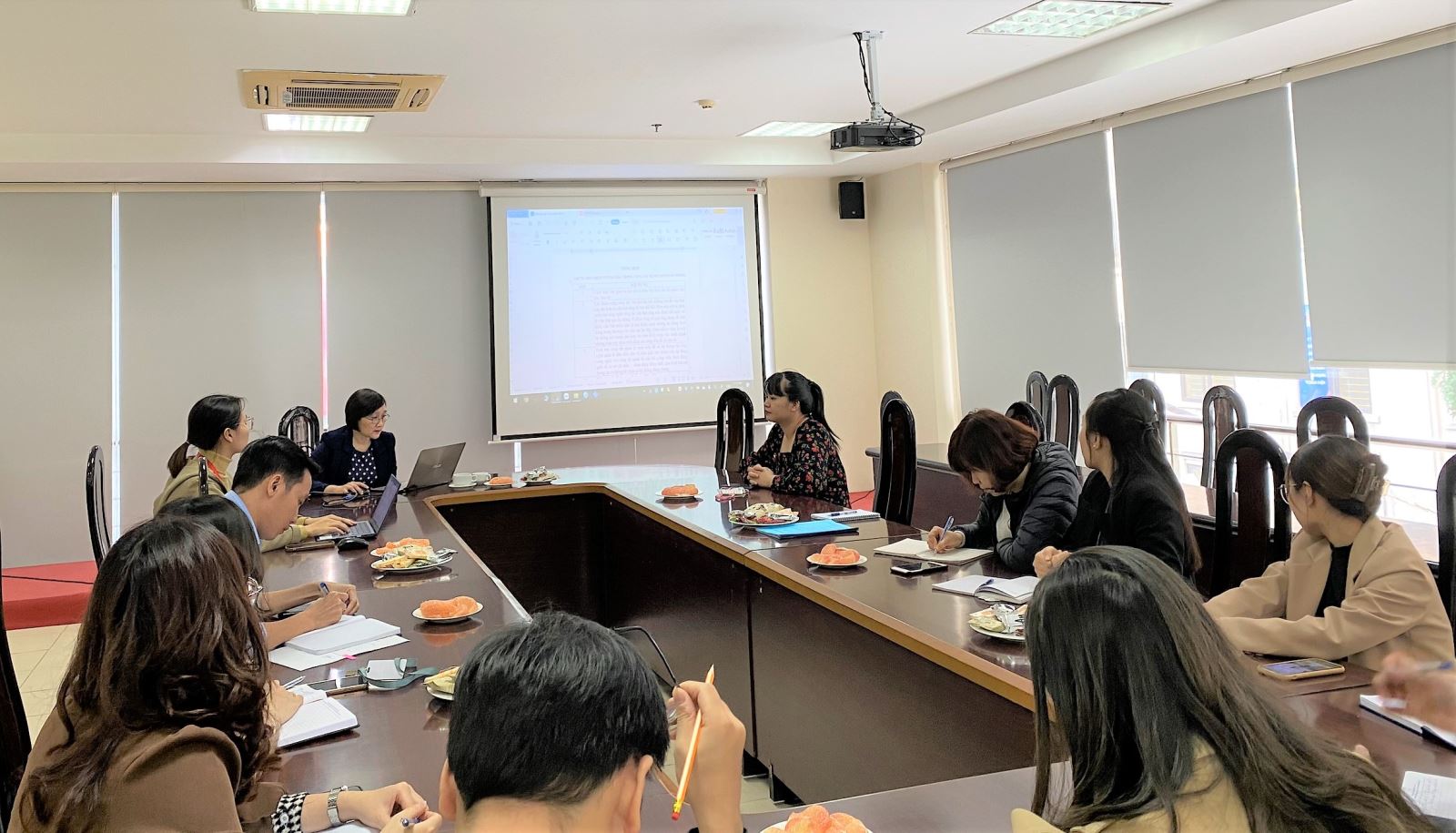 Đoàn Thanh niên tổ chức Tập huấn nghiệp vụ Hành chính Văn phòng