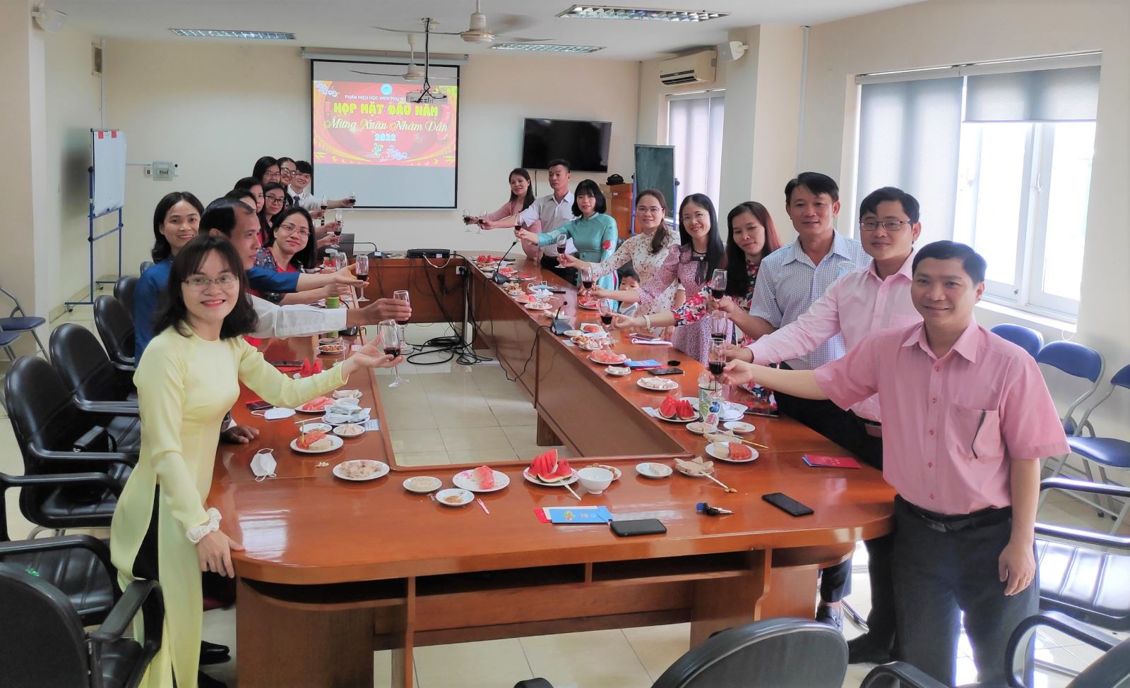 Phân hiệu Học viện Phụ nữ Việt Nam gặp mặt đầu xuân 2022